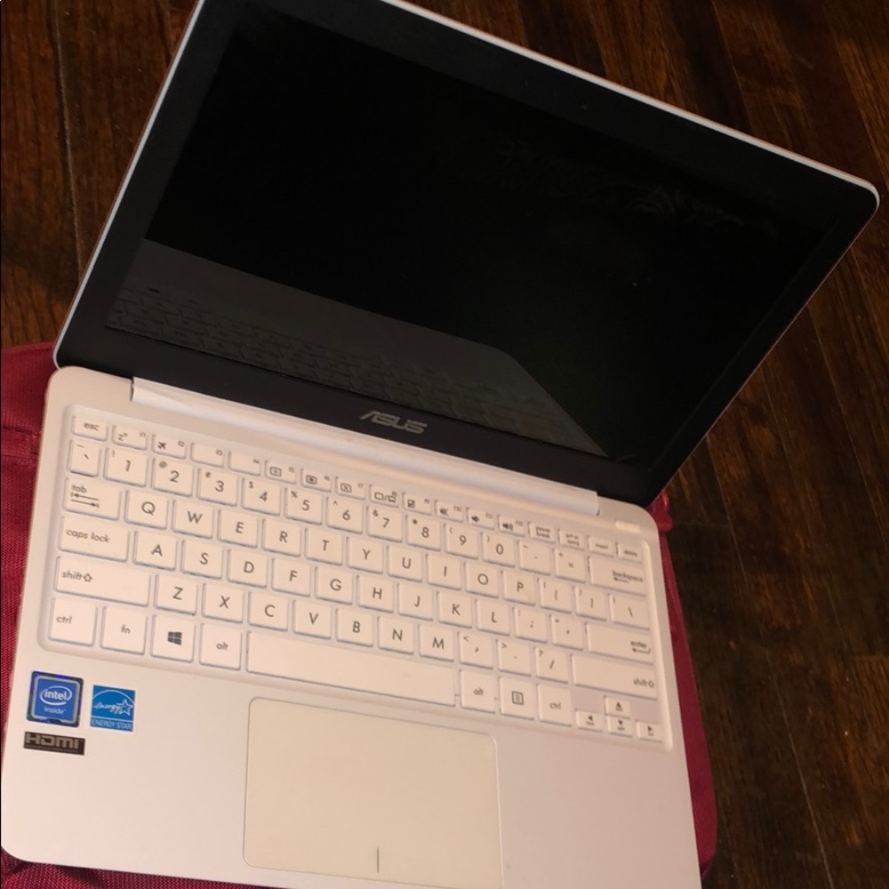 White ASUS laptop